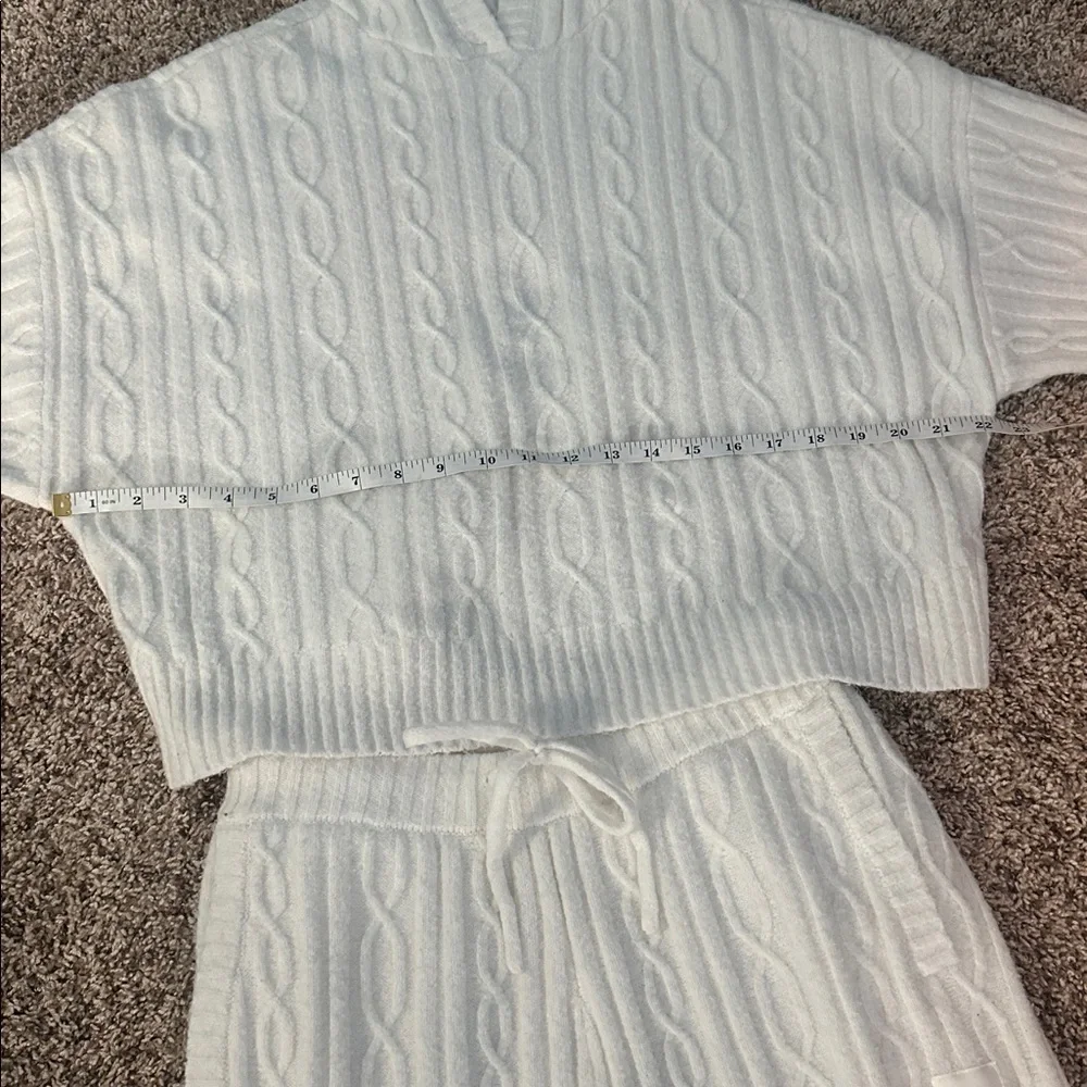 ALO Yoga Winter Bliss Hoodie & Pants Set Ivory - Picture 5 of 15